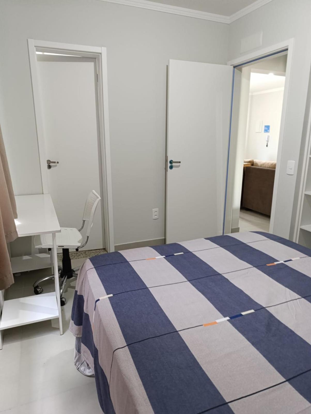 Agradavel Apartamento Em Bairro Silencioso... Camboriu Eksteriør billede
